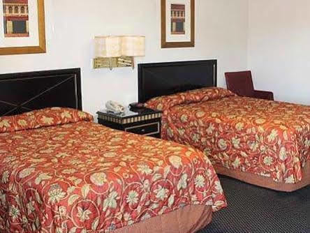 Golden Wheat Budget Host Inn ג'אנקשן סיטי מראה חיצוני תמונה
